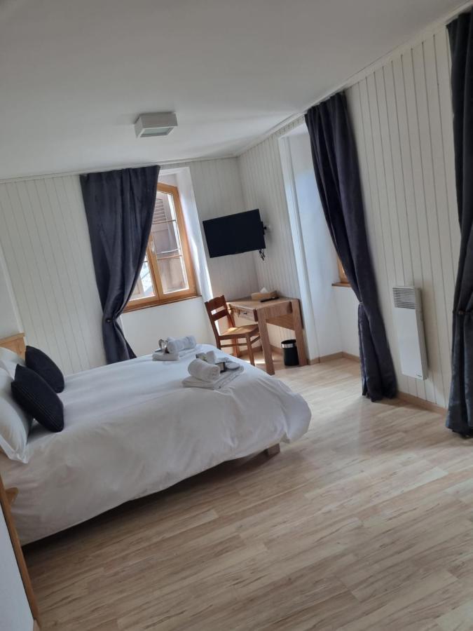 Auberge De La Bourgeoisie Troistorrents Extérieur photo